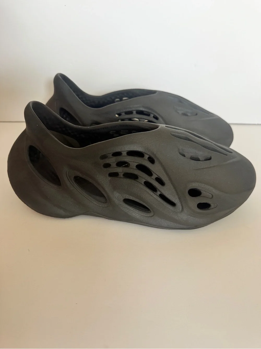 adidas Yeezy Foam RNR Men’s Black Foam Slip-On Sandals with Vent Holes
